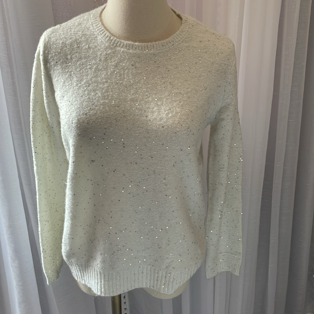 Sparkle Sweater!  Cozy! Great condition!  Perfect for a festive event.